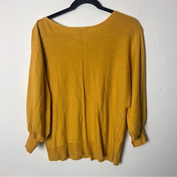 Marled sweater mustard lightweight sweater size medium - Picture 6 of 6